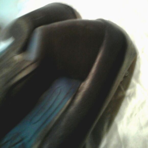 #064 Black button-heeled pumps.Sze. 10 - Picture 3 of 6